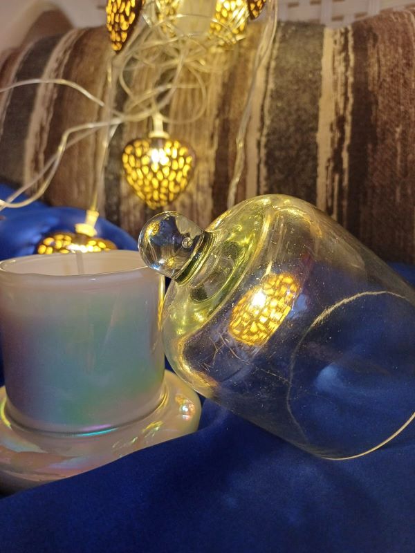 Elizabeth Bell Jar (Soy Wax)